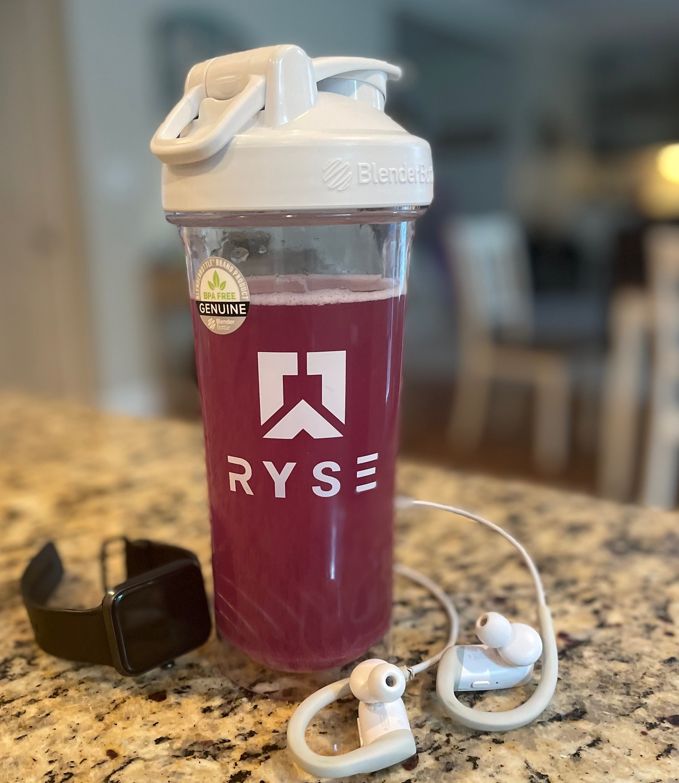 Ryse Clear Blender Bottle